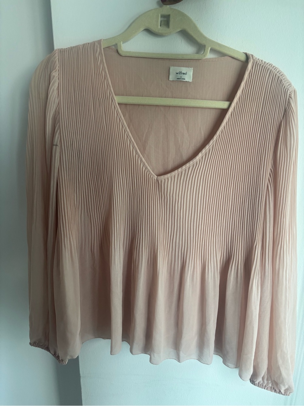 Aritzia Pleated V-Neck Blush Pink Long-Sleeve Blouse